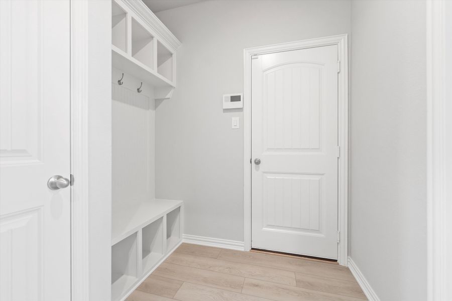 Spacious, unfurnished interior of a new home in Clear Sky Addition, Valley View (Image 18).