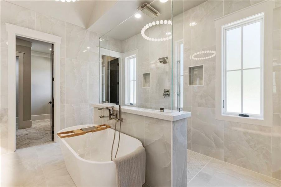 Furnished interior view inside a new home in , Alpharetta (Image 46).