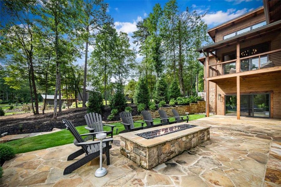 Image 77 of a home in .