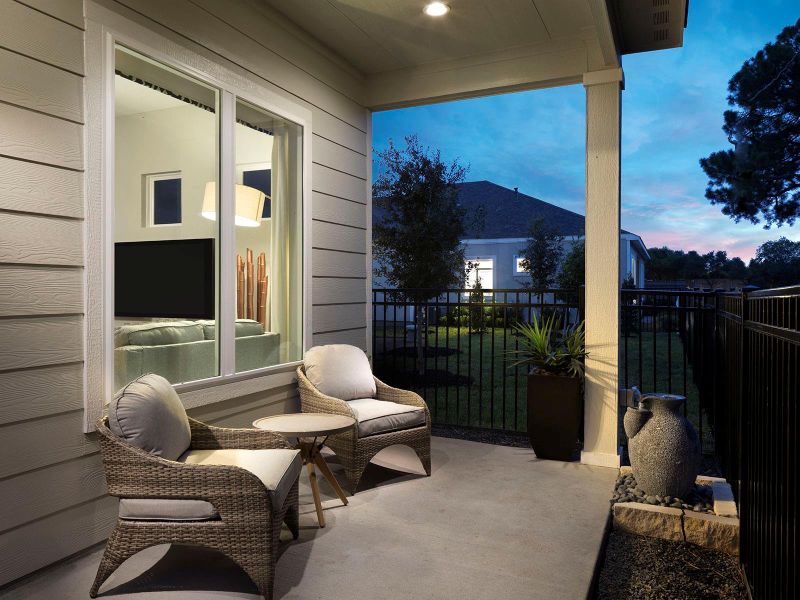 Photo is not of the actual home, but is an inspirational photo of builder’s model home and may depict options, furnishings, and/or decorator features that are not included Photo is not of the actual home, but is an inspirational photo of builder’s model home and may depict options, furnishings, and/or decorator features that are not included