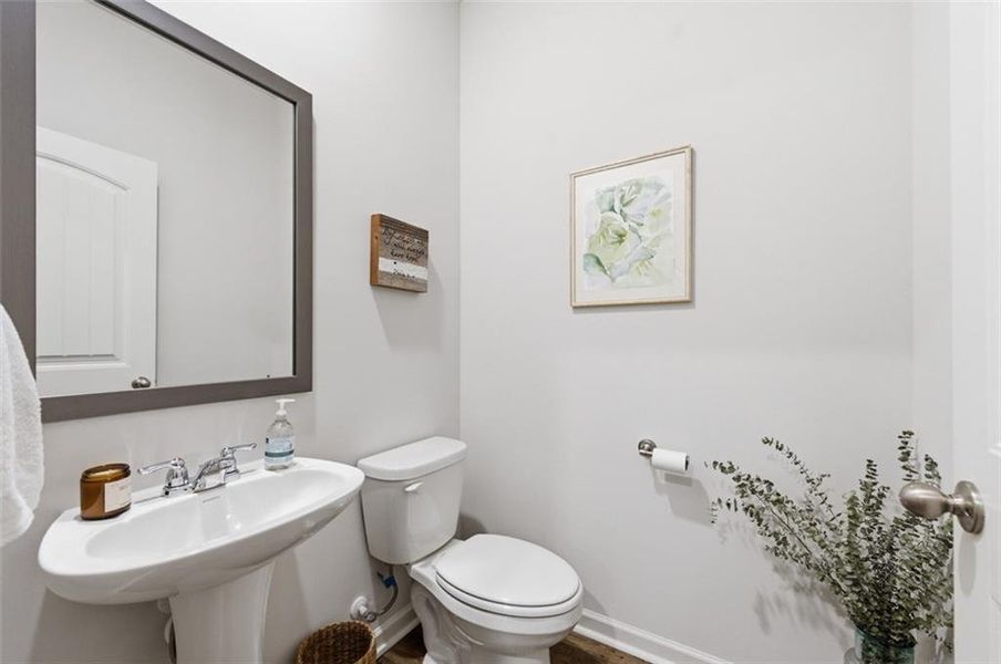 Furnished interior view inside a new home in , Dahlonega (Image 16).