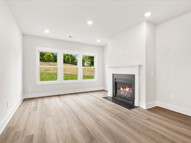 Spacious, unfurnished interior of a new home in Cedar Shoals - Signature Collection, Piedmont (Image 18).