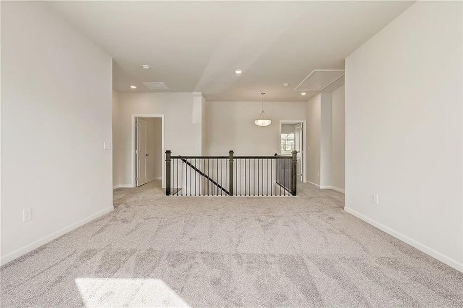 Spacious, unfurnished interior of a new home in Summerlin, Winder (Image 16).