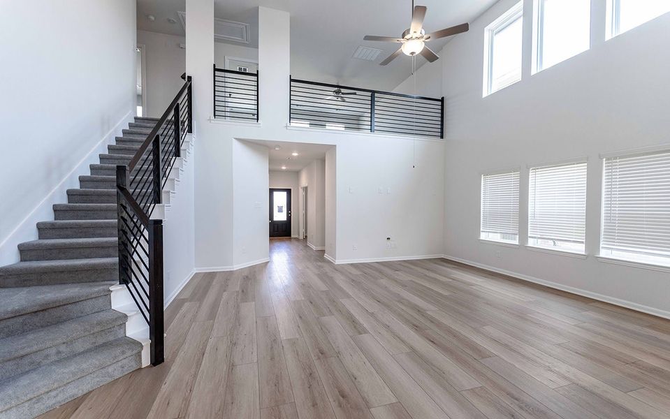 Spacious, unfurnished interior of a new home in Travis Ranch, Forney (Image 20).