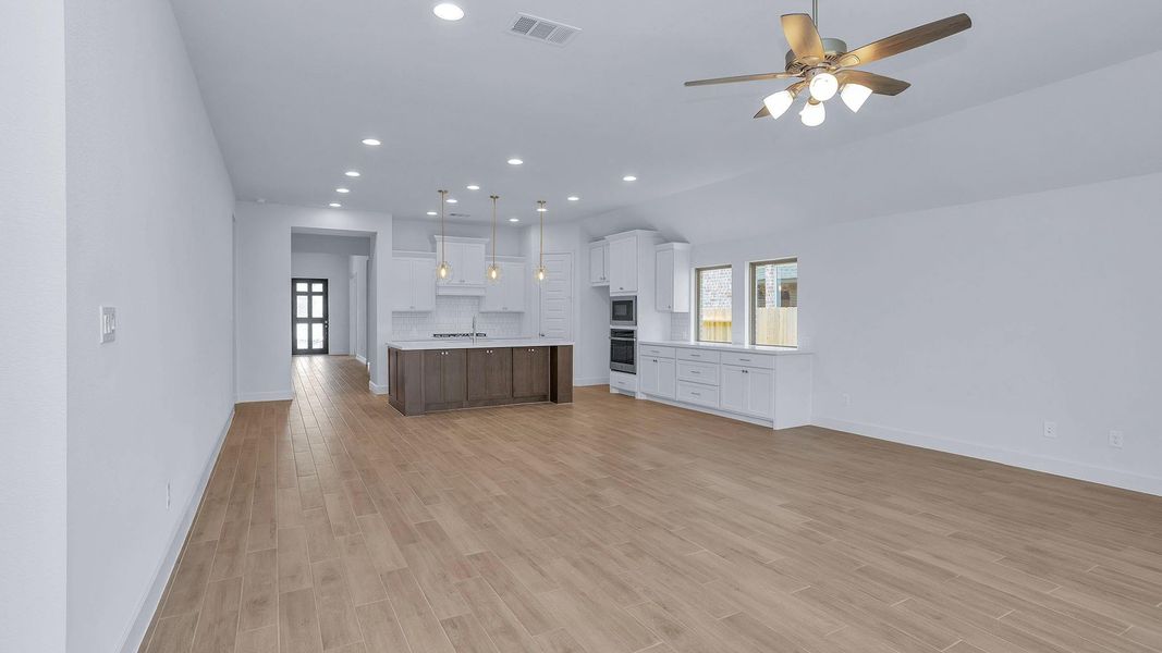 Image 22 of a home in Grand Central Park 50'. Image 22 of a home in Grand Central Park 50'.