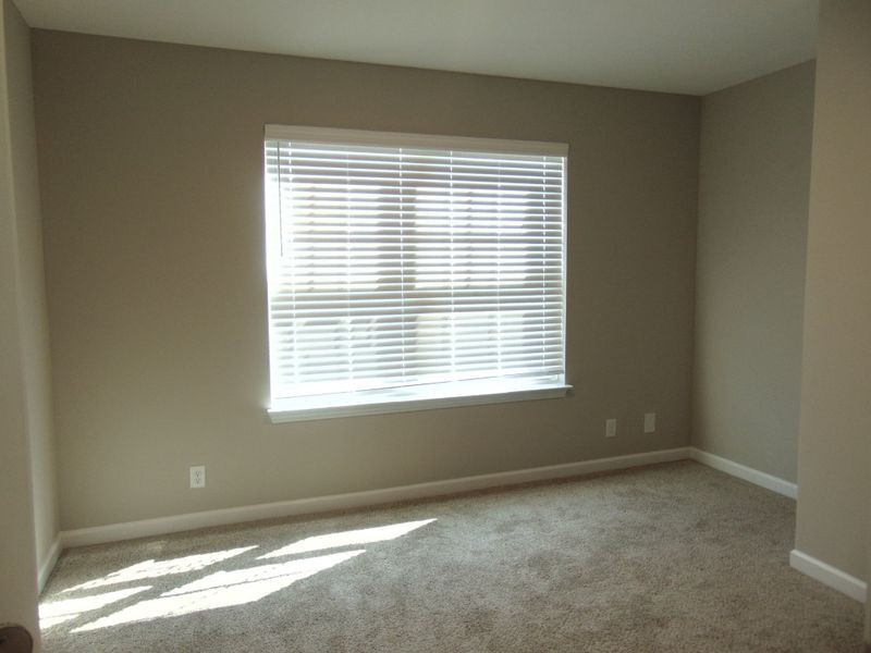 Spacious, unfurnished interior of a new home in Evergreen Farms, Murfreesboro (Image 17).