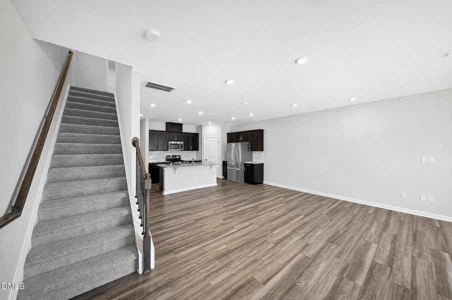SUN_Rosedale_Pic_Sutton-8