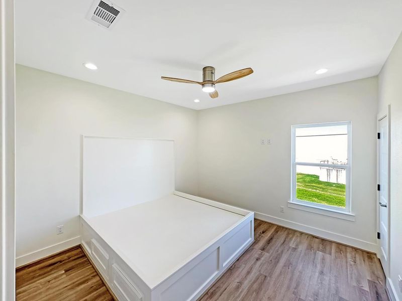 Spacious, unfurnished interior of a new home in , Bolivar Peninsula (Image 15). Spacious, unfurnished interior of a new home in , Bolivar Peninsula (Image 15).