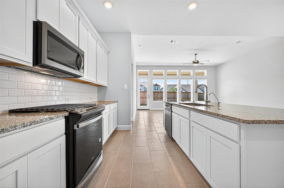 Furnished interior view inside a new home in Jordan Ranch: Signature Series, Katy (Image 4).