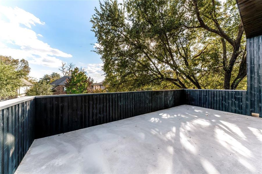 Spacious front facing terrace off flex room.