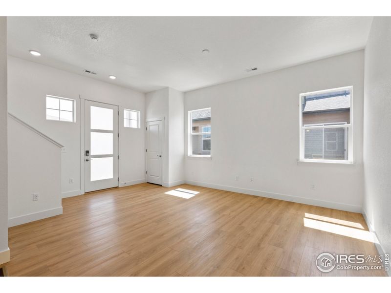 Spacious, unfurnished interior of a new home in Trailside on Harmony, Timnath (Image 18).