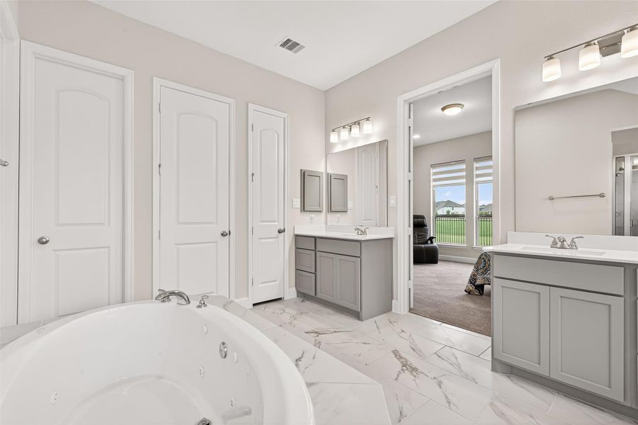 Furnished interior view inside a new home in StoneCreek Estates, Richmond (Image 15). Furnished interior view inside a new home in StoneCreek Estates, Richmond (Image 15).