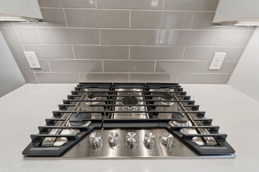Representative interior finishes for a home built from the Essex by Keystone Homes NC in Weybridge, Burlington (Image 22).
