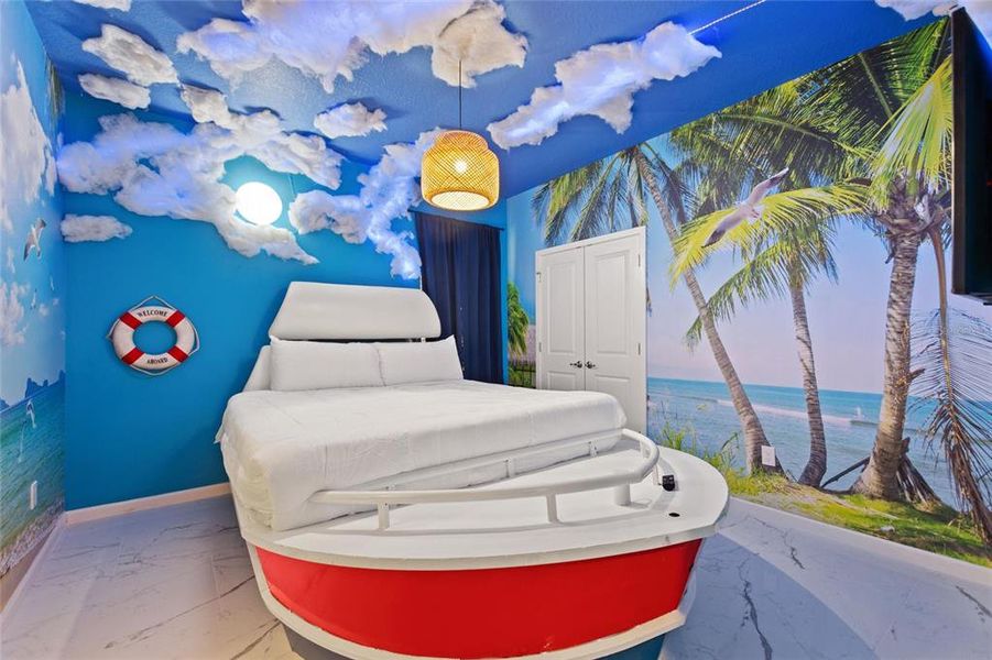 Image 65 of a home in .