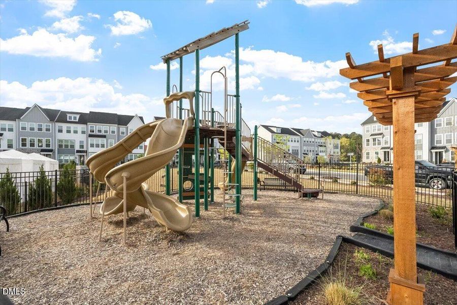 38-Forestville Village NA 06 38-Forestville Village NA 06