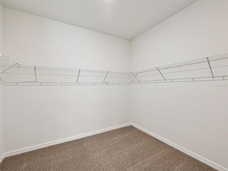 Spacious, unfurnished interior of a new home in Oakfield Trails - Premier Series, Parrish (Image 33).