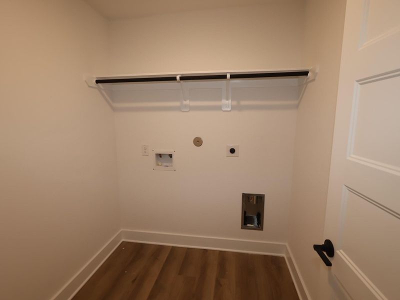 Spacious, unfurnished interior of a new home in Hallimore Ranch, Rosenberg (Image 23). Spacious, unfurnished interior of a new home in Hallimore Ranch, Rosenberg (Image 23).