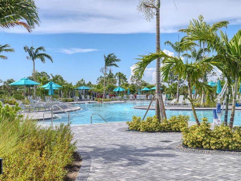 Community amenities in , Venice (Image 24). Community amenities in , Venice (Image 24).