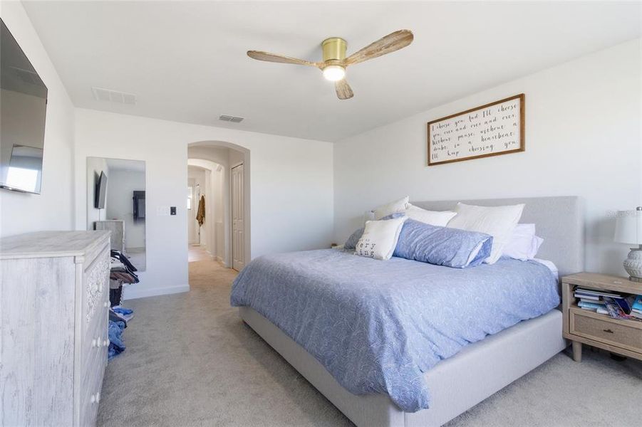 Furnished interior view inside a new home in , Bradenton (Image 10).