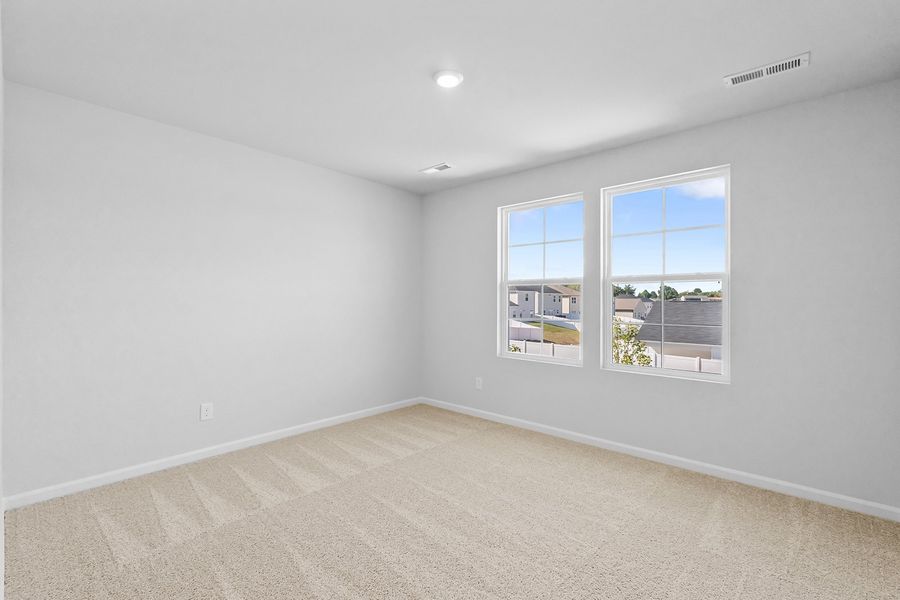Spacious, unfurnished interior of a new home in Bell West, Kernersville (Image 37).