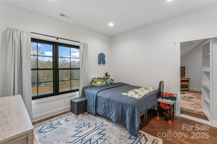 Furnished interior view inside a new home in , Nebo (Image 19).