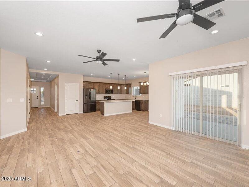 20-10879-Reef-Circle-20