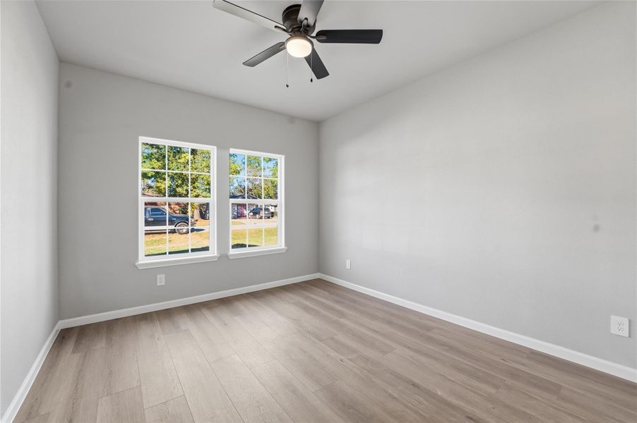 Spacious, unfurnished interior of a new home in , Crosby (Image 18).