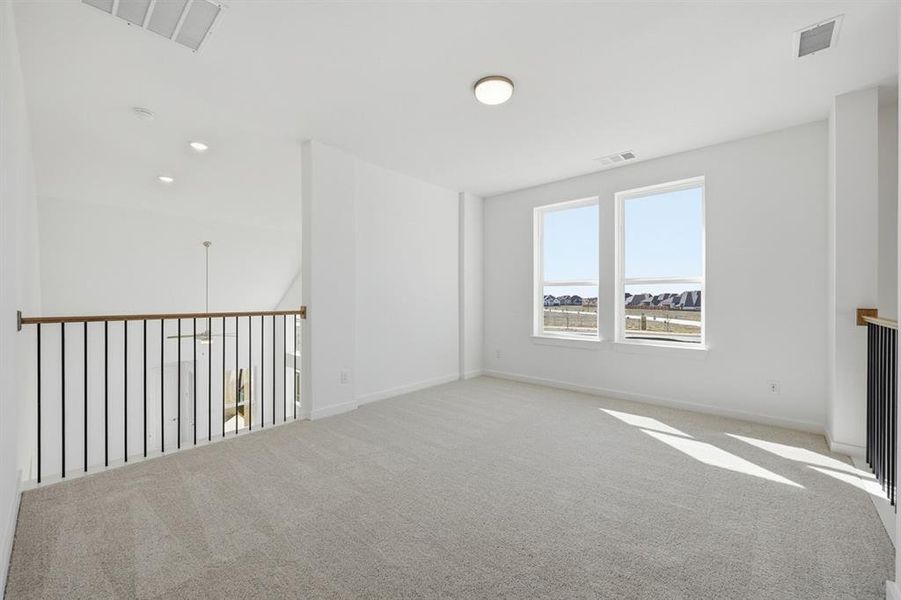Spacious, unfurnished interior of a new home in Mosaic, Celina (Image 11).