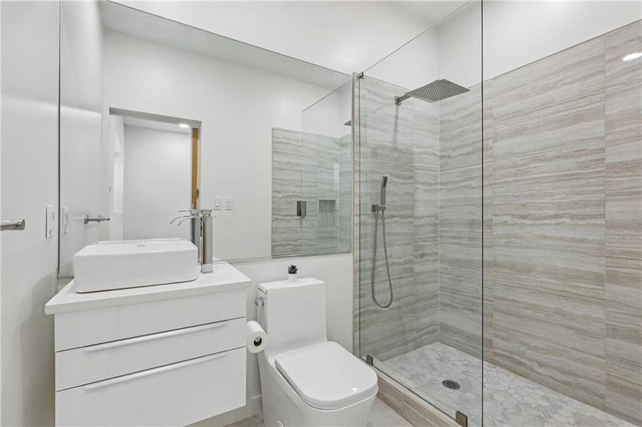 Furnished interior view inside a new home in , Atlanta (Image 44).