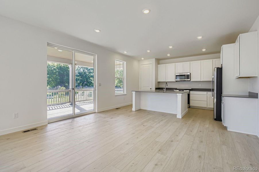Spacious, unfurnished interior of a new home in Riano Ridge, Loveland (Image 12).
