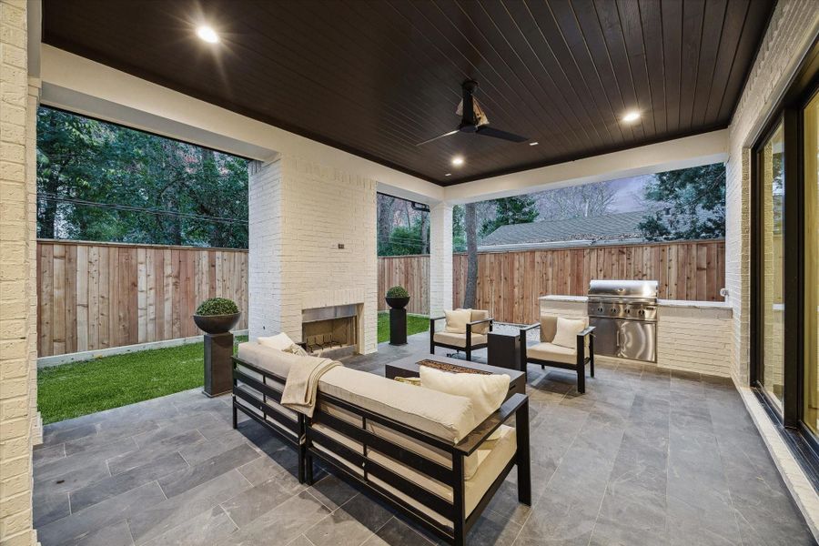 Exterior details and patio area of a home in , Houston (Image 26).