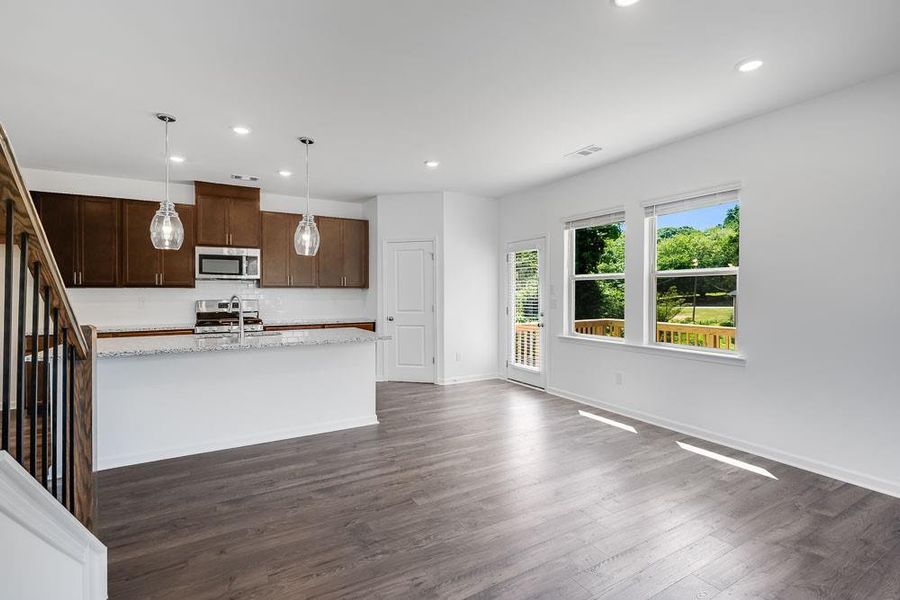 Furnished interior view inside a new home in Hampton Trace, Marietta (Image 12).