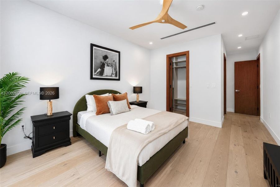 Furnished interior view inside a new home in , Miami (Image 52).