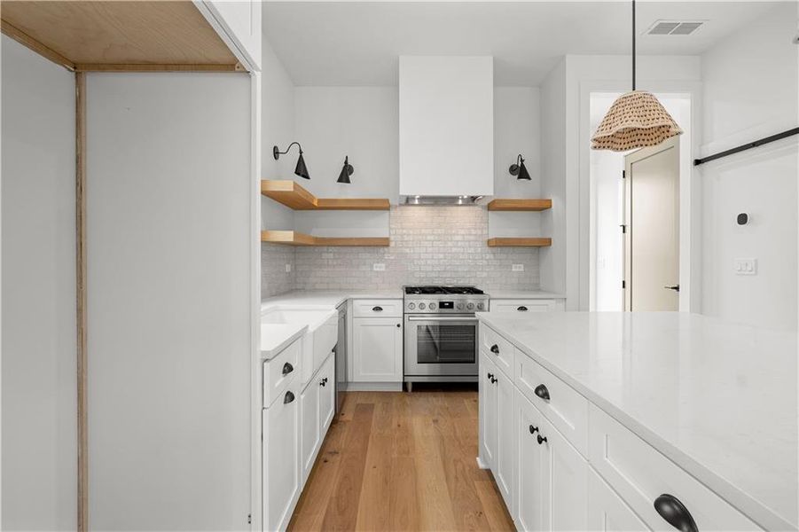Furnished interior view inside a new home in , Fayetteville (Image 12).