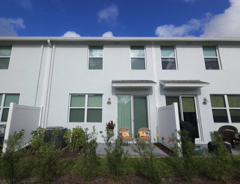 Outdoor Rear Patio_2 Outdoor Rear Patio_2