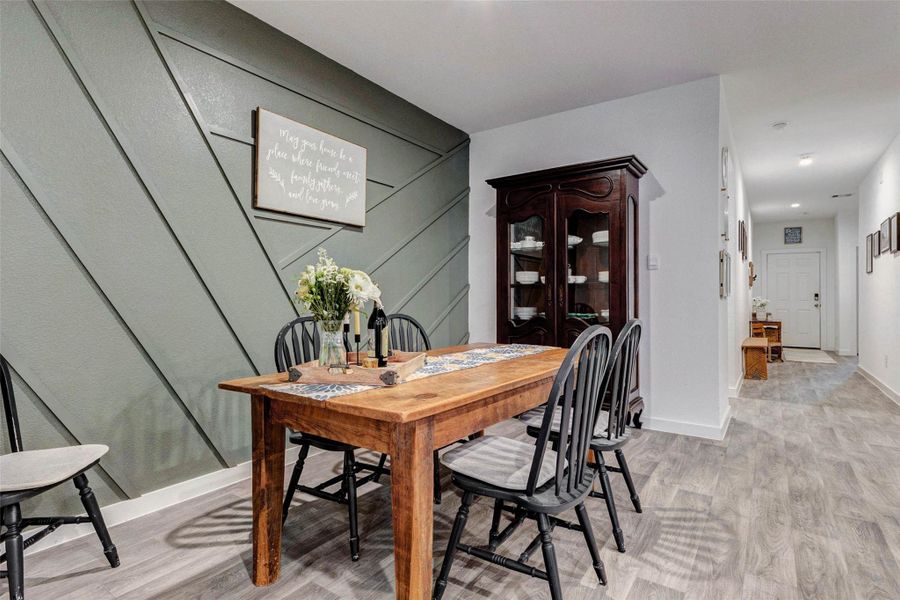 Furnished interior view inside a new home in Tamarron, Fulshear (Image 13). Furnished interior view inside a new home in Tamarron, Fulshear (Image 13).