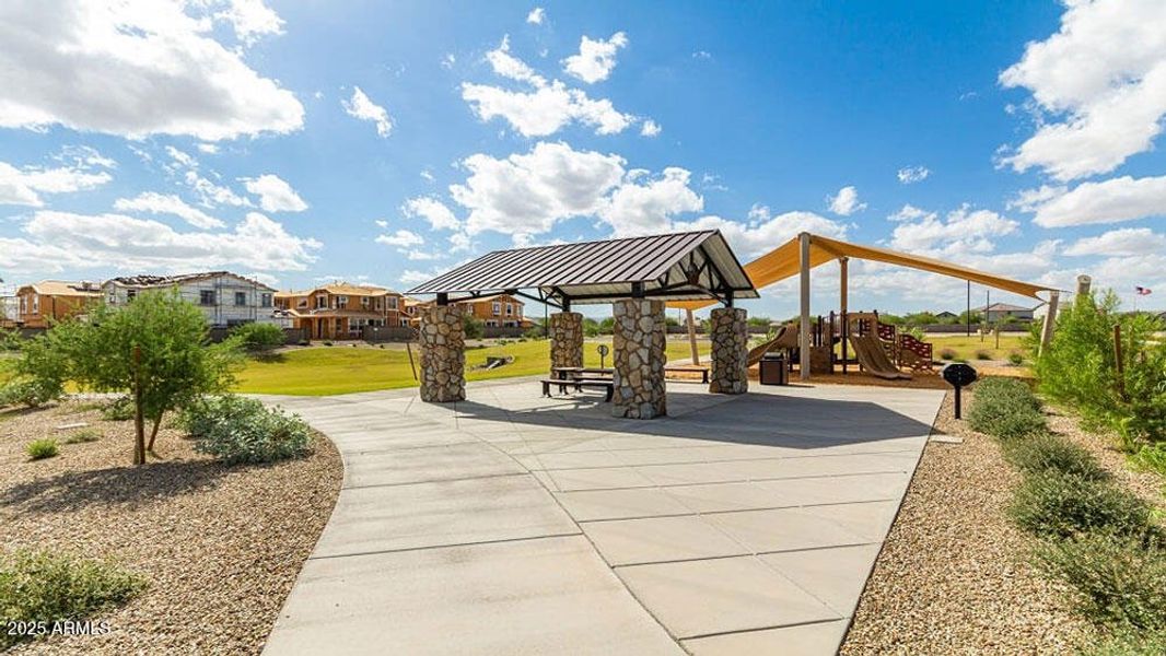 Rio Vista at Rancho Mercado - Community