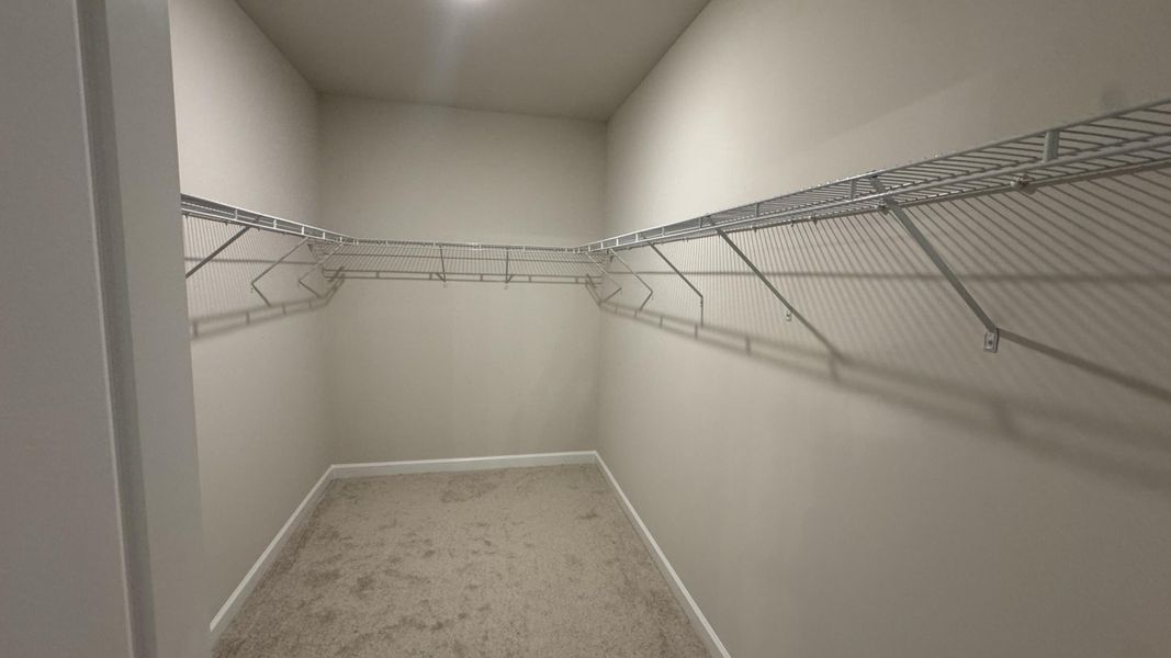 Spacious, unfurnished interior of a new home in , Summerville (Image 17).