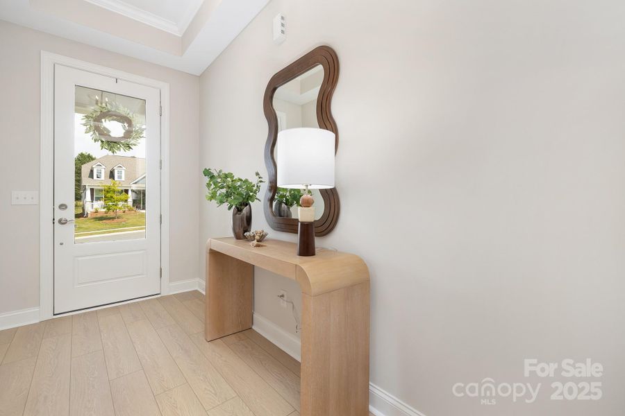Furnished interior view inside a new home in Handsmill on Lake Wylie, York (Image 15).