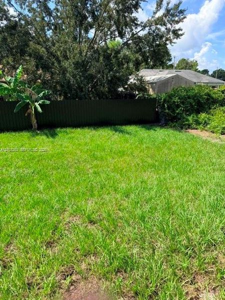 Natural landscape and outdoor views near  in Lehigh Acres (Image 31).