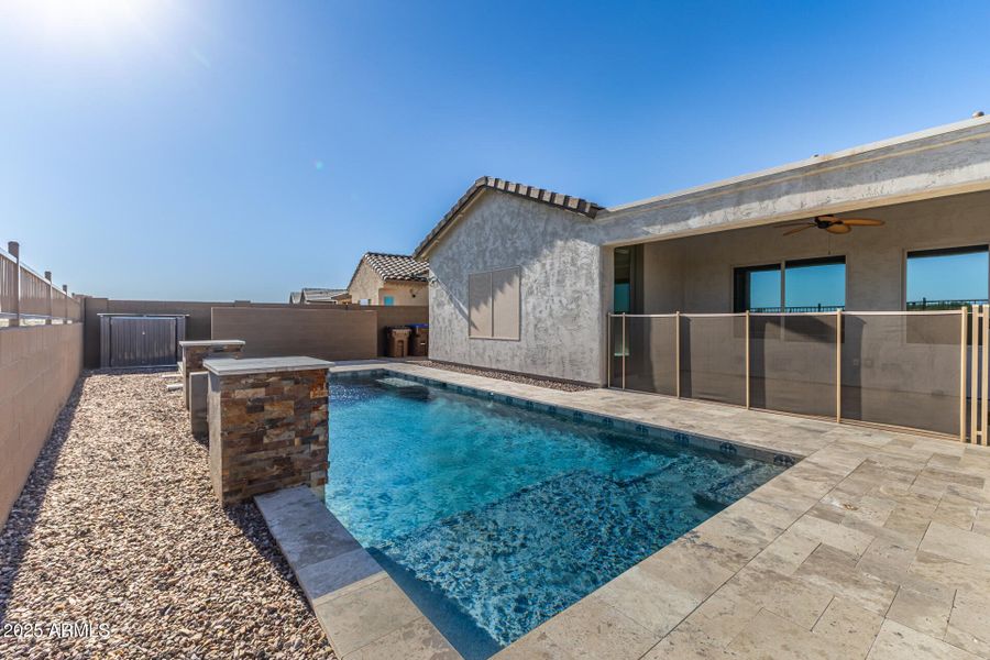 Pool/Backyard Pool/Backyard