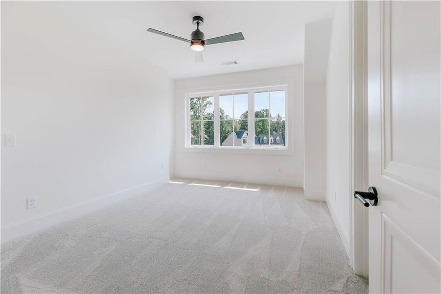 Spacious, unfurnished interior of a new home in , Jefferson (Image 43).