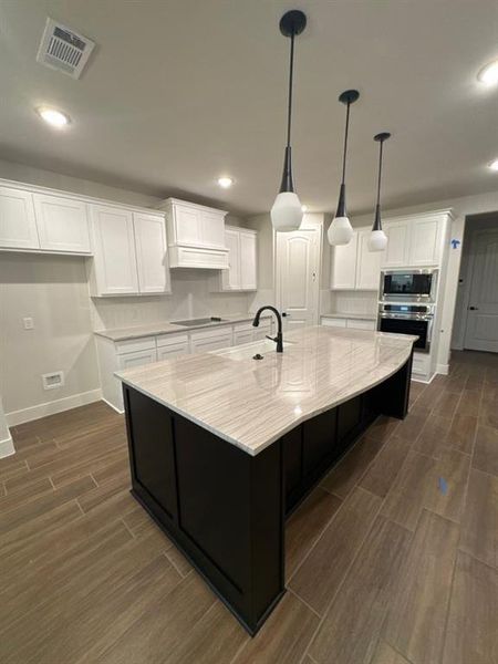Furnished interior view inside a new home in Fannin Ranch, Leonard (Image 4). Furnished interior view inside a new home in Fannin Ranch, Leonard (Image 4).