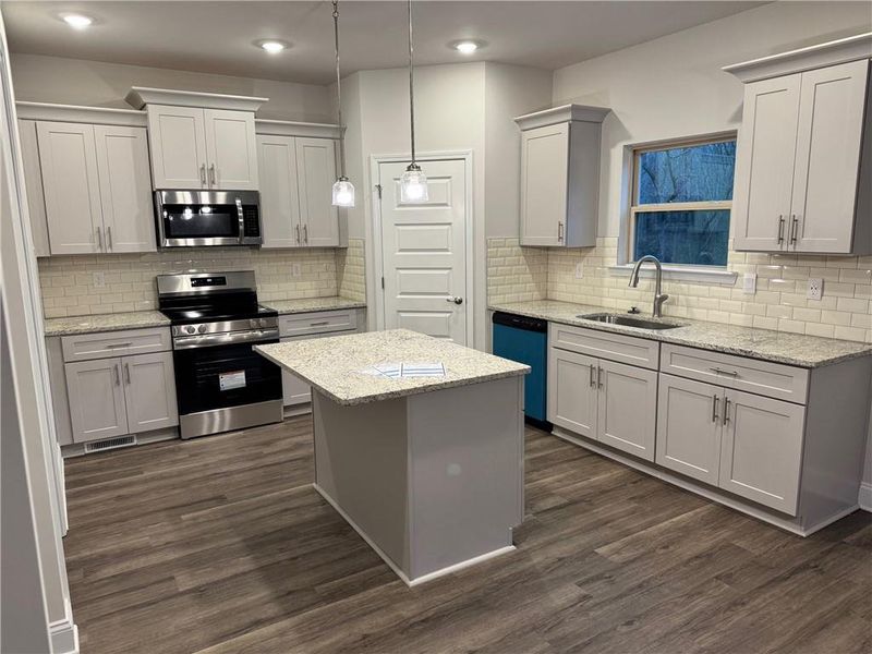 Furnished interior view inside a new home in Magnolia Villas, Cornelia (Image 5). Furnished interior view inside a new home in Magnolia Villas, Cornelia (Image 5).