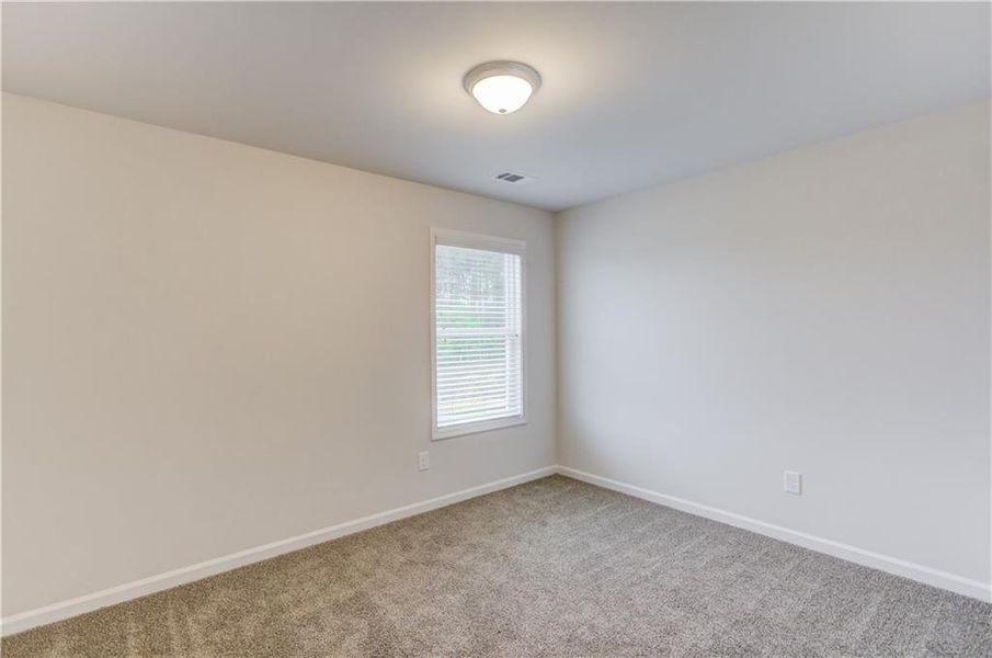 Spacious, unfurnished interior of a new home in , Lula (Image 27).