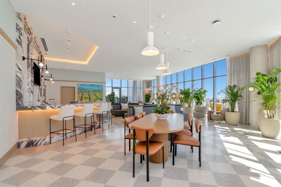 Community amenities in , Tampa (Image 77).