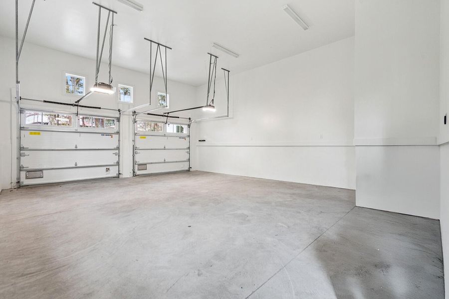 Spacious, unfurnished interior of a new home in , Johns Island (Image 30).