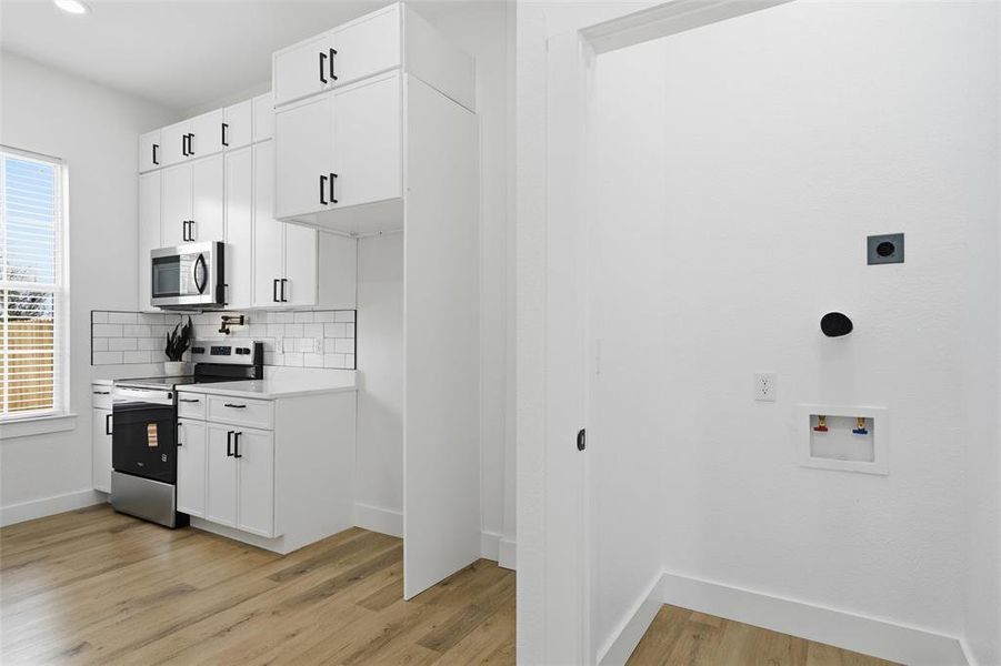 Furnished interior view inside a new home in , Waco (Image 3).