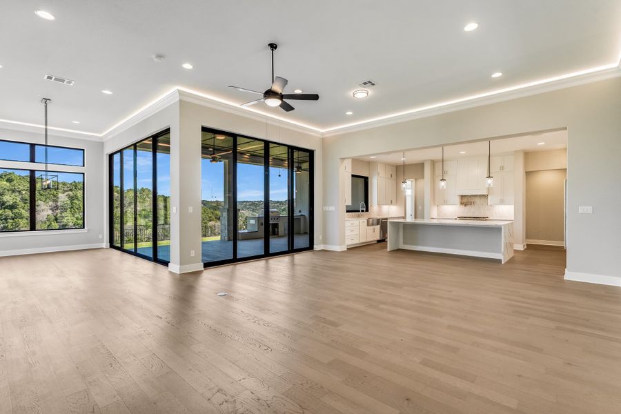 Representative unfurnished interior of a home built from the Coronado I by Giddens Homes in Clearwater Ranch, Liberty Hill (Image 124).