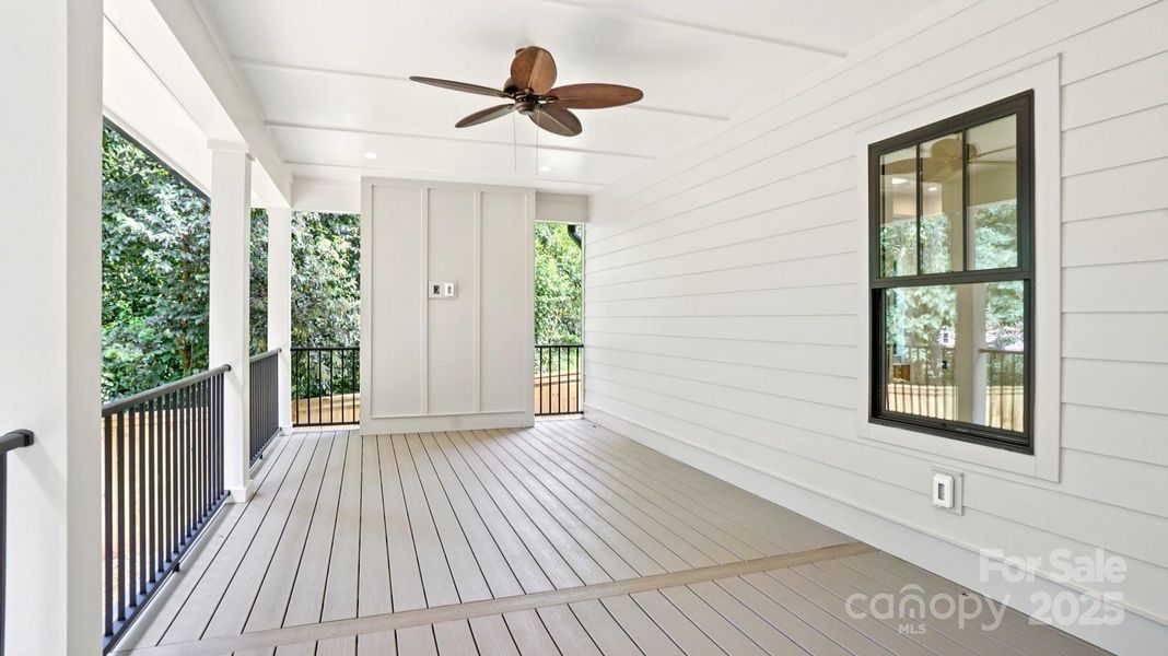 Image 36 of a home in .